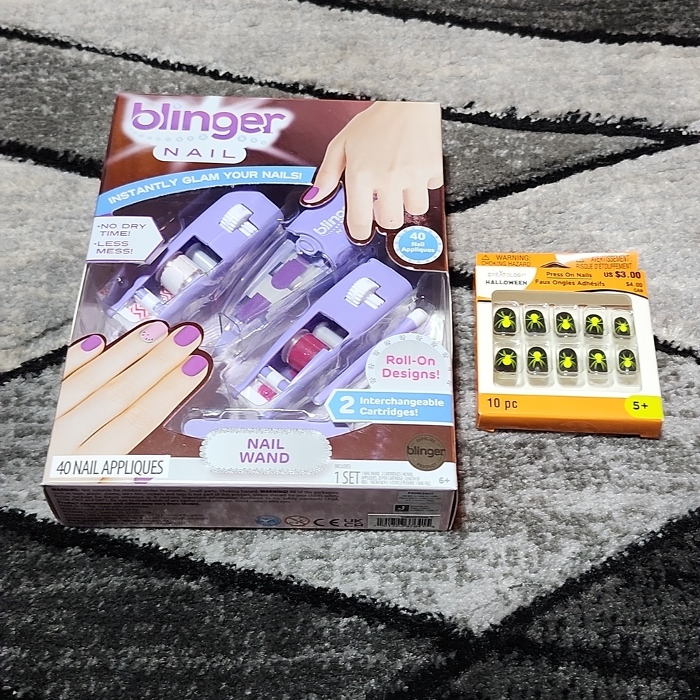 BLINGER NAIL WAND 40-NAIL ROLL-ON DESIGNS PRESS-ON NAILS BUNDLE